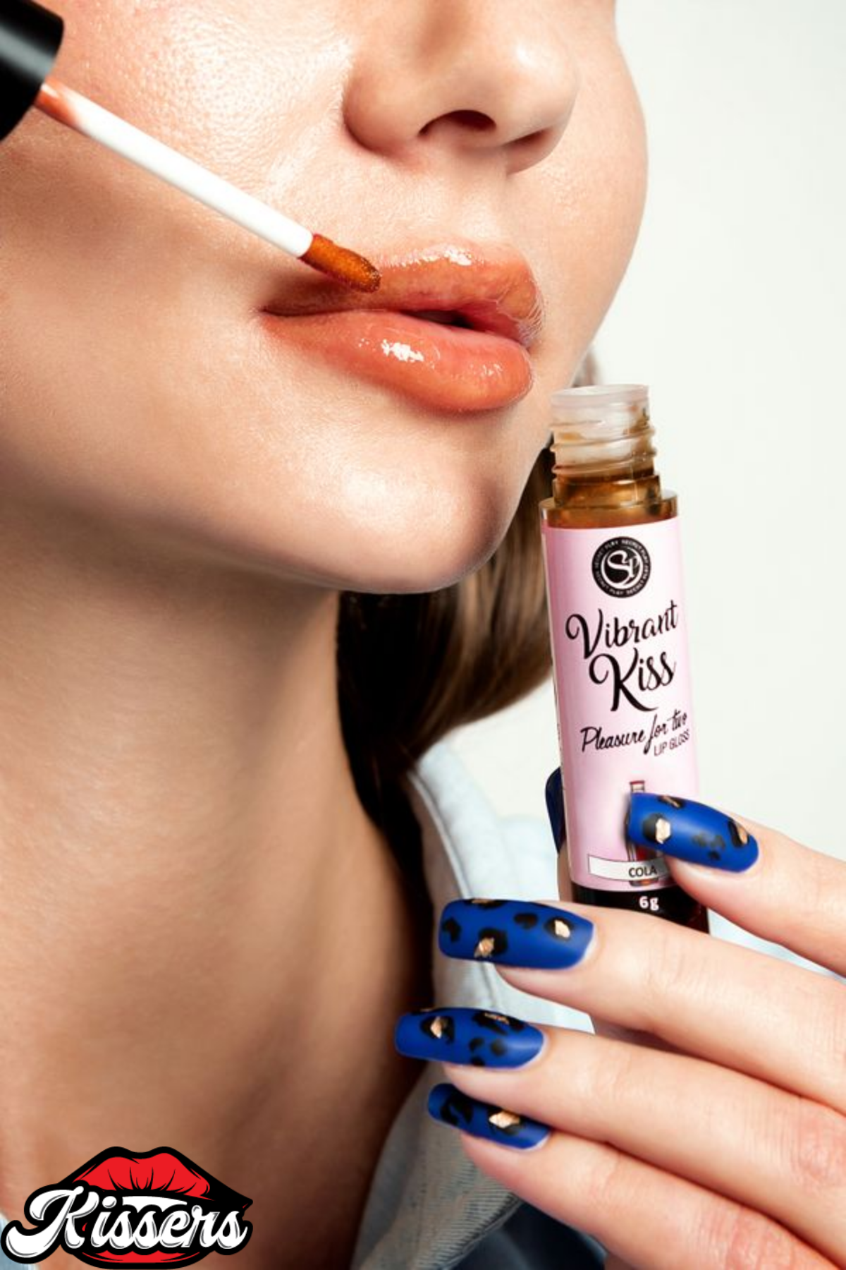 Kissers Secret Play Kola Aromalı Titreşim Etkili Dudak Parlatıcısı 6 Gr